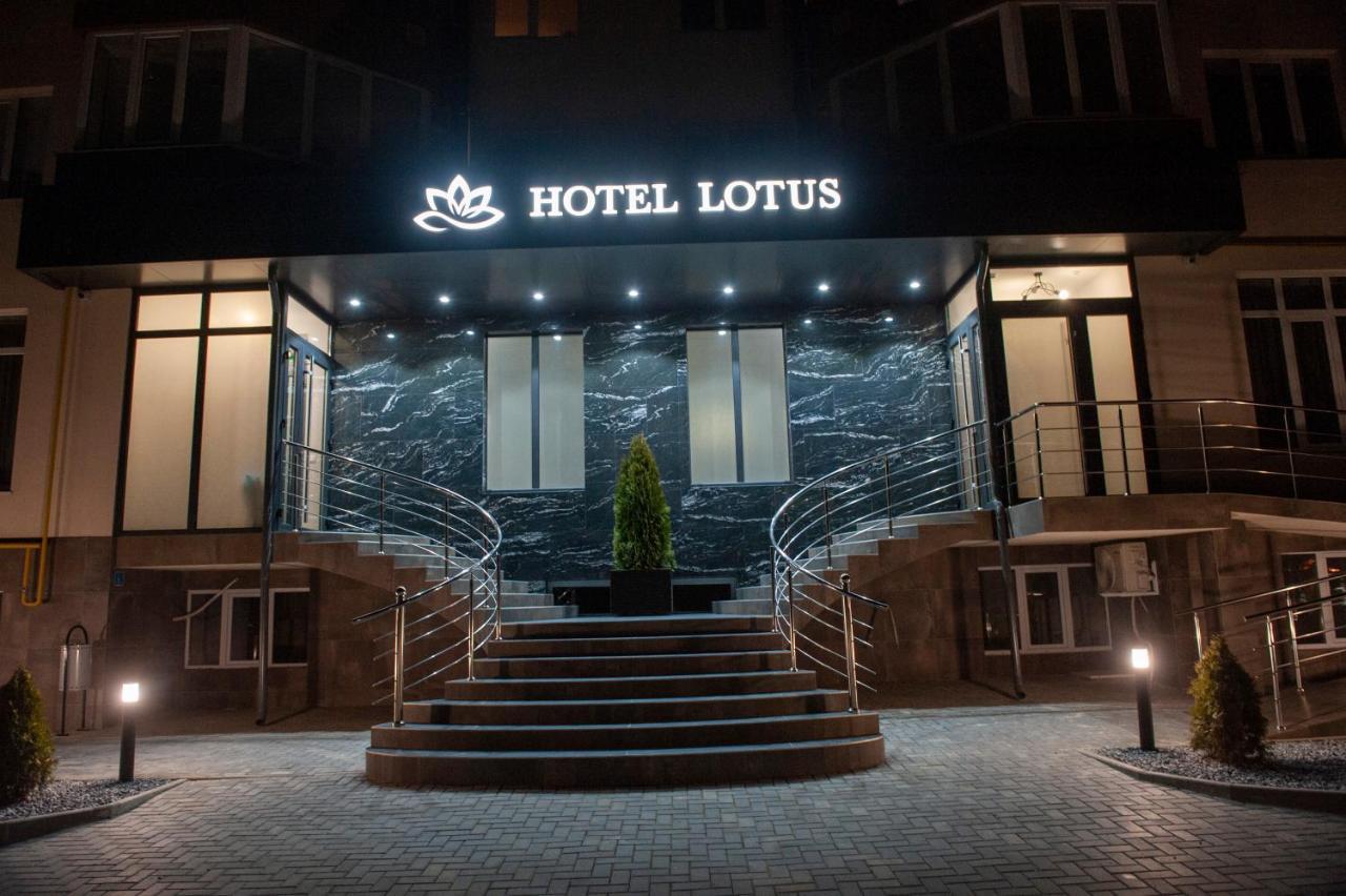 Lotus Hotel Кишинёв Экстерьер фото