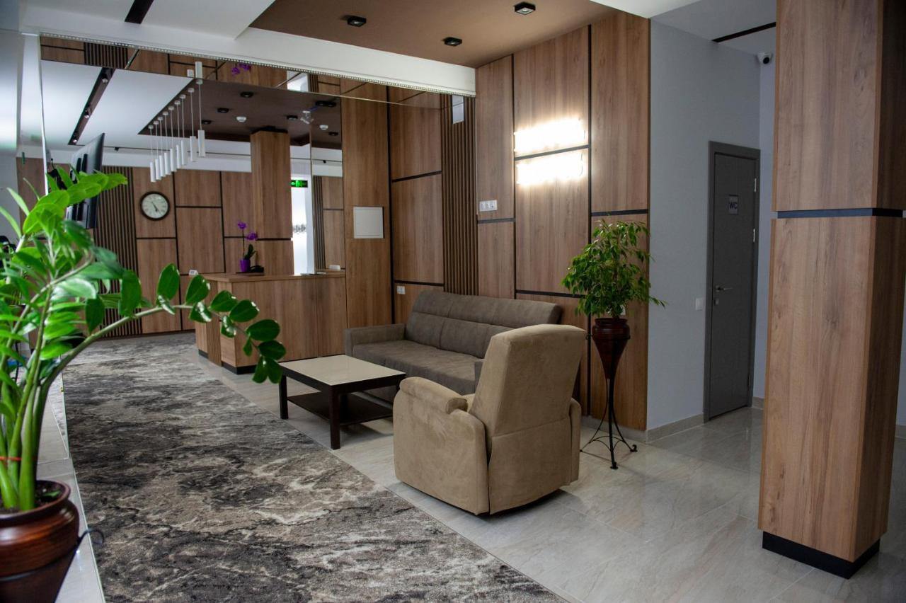 Lotus Hotel Кишинёв Экстерьер фото