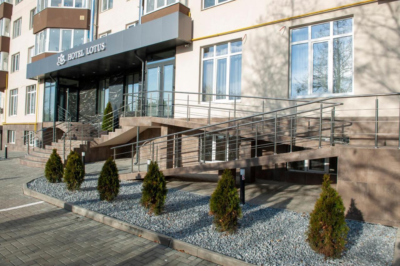 Lotus Hotel Кишинёв Экстерьер фото