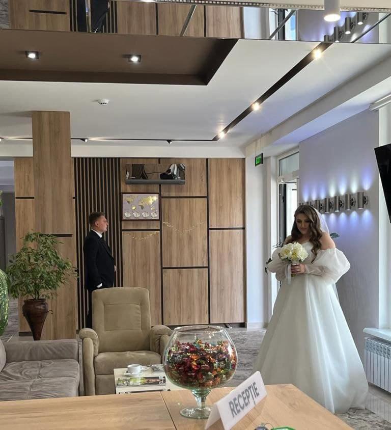 Lotus Hotel Кишинёв Экстерьер фото