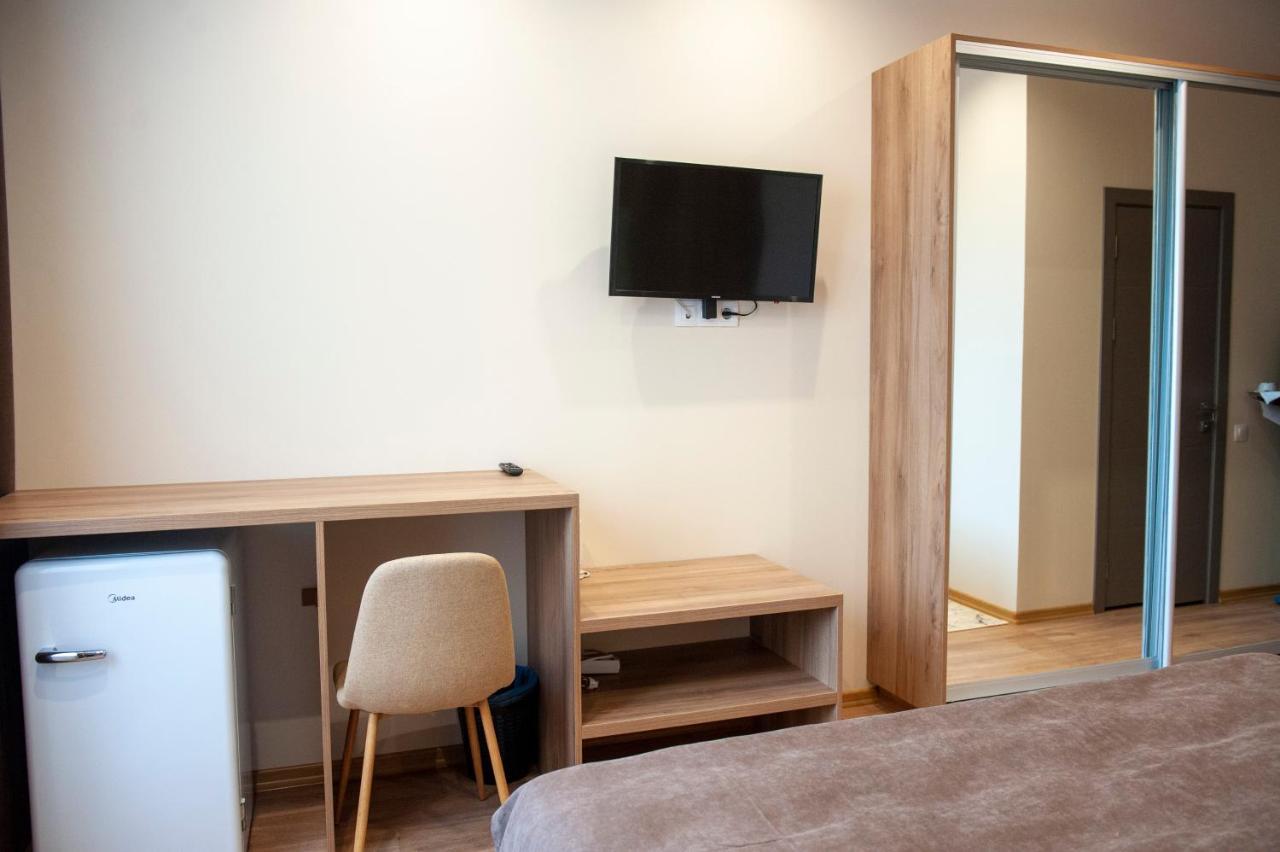 Lotus Hotel Кишинёв Экстерьер фото